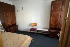 1_image-4