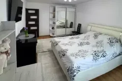 4R15190
